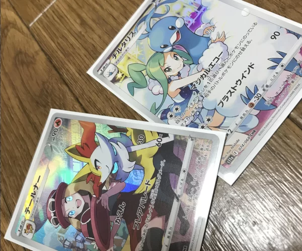 スリーブに入れたポケモンカード